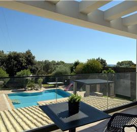 4 bedroom villa with pool, Chalikounas, sleeps 8